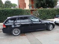 Usata BMW 318 143 CV (105 kW) 2010 Nero Station wagon