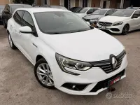 Usata Renault Mégane Bose Edition 110 CV (80 kW) 2016 Bianco Berlina
