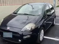 Usata Fiat Punto Pop 75 CV (55 kW) 2012 Blu Utilitaria