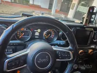 Usata Jeep Gladiator 264 CV (194 kW) 2022 Nero Pick-up