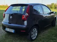 Usata Fiat Punto Active 69 CV (50 kW) 2005 Nero Utilitaria