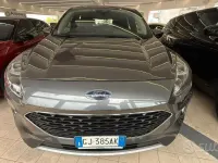 Usata Ford Kuga 120 CV (88 kW) 2022 Grigio SUV