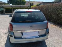 Usata Opel Astra 82 CV (60 kW) 2006 Grigio Station wagon