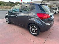 Usata Kia Venga 90 CV (66 kW) 2015 Grigio Utilitaria