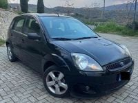 Usata Ford Fiesta 68 CV (50 kW) 2008 Nero Utilitaria