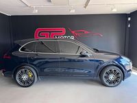 Usata Porsche Cayenne 250 CV (183 kW) 2016 Blu/azzurro SUV