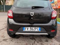 Usata Dacia Sandero Stepway 90 CV (66 kW) 2013 Nero Berlina