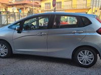 Usata Honda Jazz Comfort 102 CV (75 kW) 2016 Argento Utilitaria