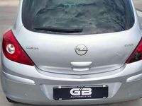 Usata Opel Corsa Edition 86 CV (63 kW) 2012 Utilitaria