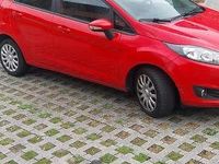 Usata Ford Fiesta 75 CV (55 kW) 2015 Rosso Berlina