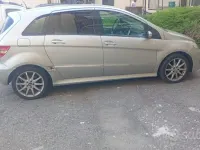 Usata Mercedes B200 140 CV (102 kW) 2005 Grigio Monovolume