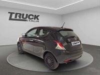 Usata Lancia Ypsilon Silver 69 CV (50 kW) 2022 Nero Utilitaria