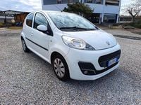 Usata Peugeot 107 Active 68 CV (50 kW) 2012 Bianco Utilitaria