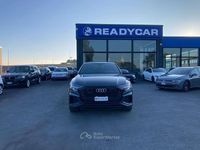 Usata Audi Q8 Sport 286 CV (210 kW) 2022 Grigio daytona SUV
