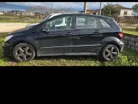 Usata Mercedes B200 140 CV (102 kW) 2006 Nero Monovolume