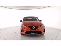 Usata Renault Clio Techno 145 CV (106 kW) 2023 Arancione Utilitaria