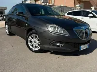 Usata Lancia Delta 120 CV (88 kW) 2010 Grigio Utilitaria
