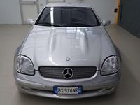 Usata Mercedes SLK230 197 CV (144 kW) 2001 Argento Cabrio
