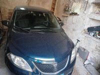 Usata Lancia Ypsilon 60 CV (44 kW) 2016 Blu Utilitaria