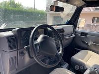 Usata Jeep Wrangler Sport 177 CV (130 kW) 1998 SUV