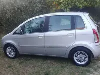 Usata Lancia Musa Gold 95 CV (69 kW) 2011 Argento Monovolume