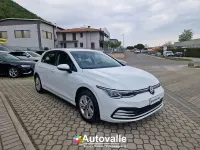 Usata VW Golf VII Life 131 CV (96 kW) 2021 Bianco Utilitaria