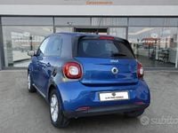 Usata Smart ForFour Prime 90 CV (66 kW) 2019 Blu/azzurro Utilitaria