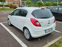 Usata Opel Corsa 75 CV (55 kW) 2011 Bianco Utilitaria