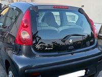 Usata Peugeot 107 68 CV (50 kW) 2007 Grigio Utilitaria