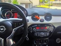 Usata Opel Adam Jam 87 CV (63 kW) 2016 Rosso Utilitaria