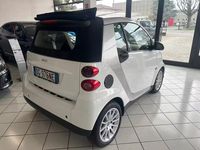 Usata Smart ForTwo Cabrio Passion 70 CV (51 kW) 2007 Bianco Cabrio