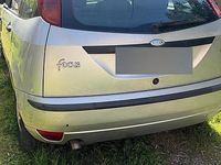 Usata Ford Focus 116 CV (85 kW) 2002 Grigio Berlina
