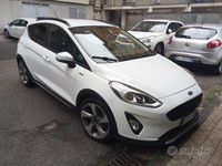 Usata Ford Fiesta Active 86 CV (63 kW) 2018 Bianco Utilitaria