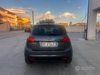 Usata Kia Venga EX 90 CV (66 kW) 2010 Grigio Utilitaria