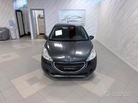 Usata Peugeot 208 Allure 68 CV (50 kW) 2014 Grigio Utilitaria