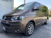 Usata VW Caravelle Comfortline 140 CV (102 kW) 2014 Marrone Furgone
