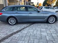 Usata BMW 520 Luxury Line 190 CV (139 kW) 2019 Grigio Station wagon