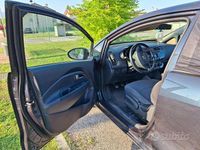 Usata Kia Rio 90 CV (66 kW) 2015 Nero Utilitaria