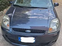 Usata Ford Fiesta Titanium 68 CV (50 kW) 2006 Utilitaria