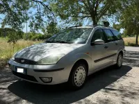 Usata Ford Focus Ambiente 100 CV (73 kW) 2003 Argento Station wagon
