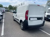 Usata Fiat Doblò Lounge 105 CV (77 kW) 2022 Bianco Monovolume