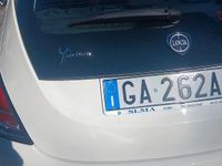 Usata Lancia Ypsilon Gold 69 CV (50 kW) 2019 Bianco Utilitaria