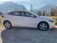 Usata Volvo V40 Business Edition 120 CV (88 kW) 2018 Bianco Berlina