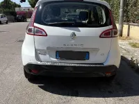 Usata Renault Scénic 110 CV (80 kW) 2009 Bianco Monovolume
