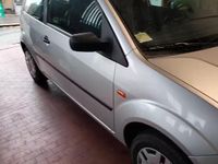 Usata Ford Fiesta 2004 Grigio Utilitaria