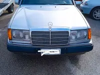 Gebraucht Mercedes E250 90 PS (66 kW) 1991 Grau Kombi