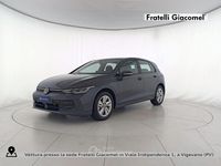 Usata VW Golf VIII Life 116 CV (85 kW) 2025 Dolphin grey metallizzato Berlina