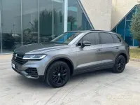 Usata VW Touareg Style 231 CV (169 kW) 2020 Grigio SUV