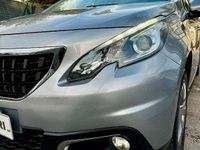 Usata Peugeot 2008 100 CV (73 kW) 2018 Grigio SUV