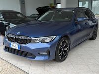 Usata BMW 320e Comfort Edition 190 CV (139 kW) 2021 Blu Station wagon